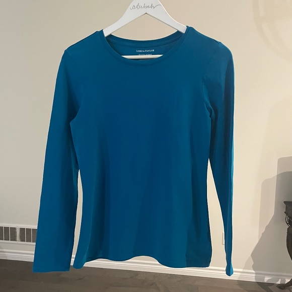 Bundle of 2 Lord & Taylor Essential Long Sleeve Crew Neck Tee's - Picture 1 of 6